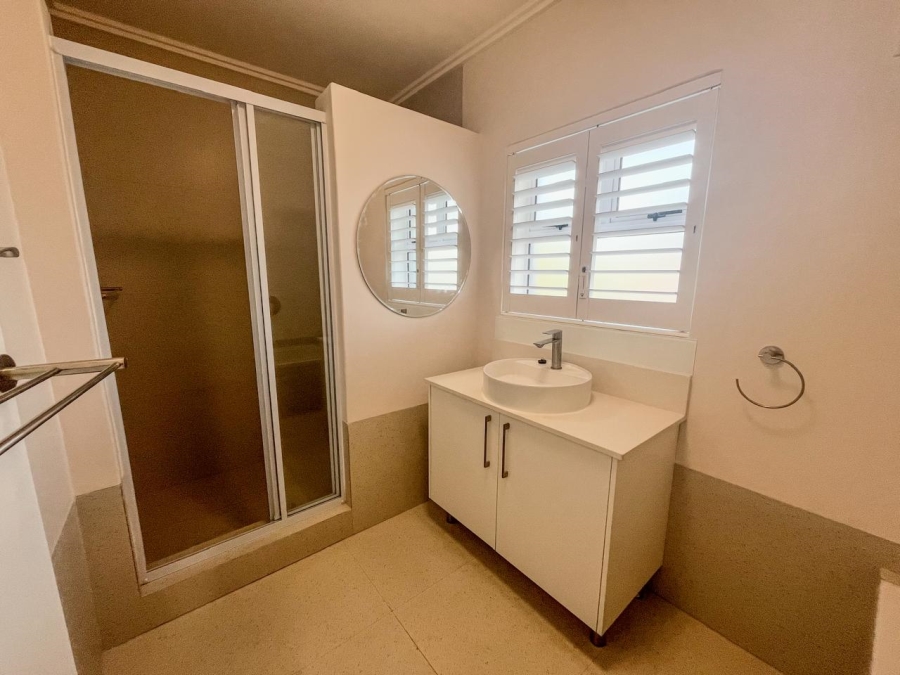 To Let 3 Bedroom Property for Rent in Pinelands Western Cape
